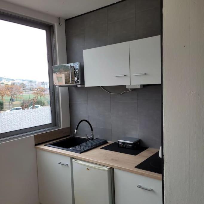 Studio - Sete - 100M Des Plages Екстериор снимка